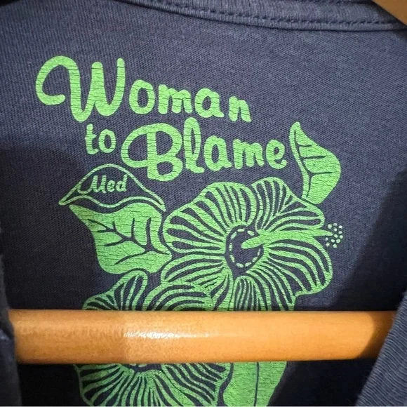 Margaritaville Blue Graphic Fitted Short Sleeve Tee - Picture 5 of 10